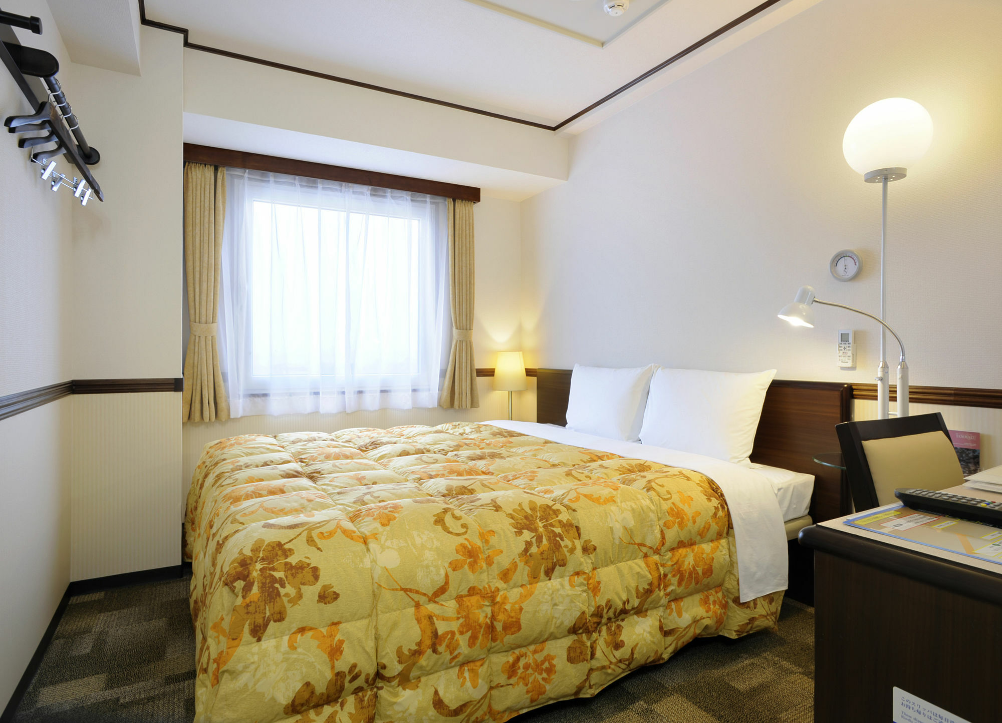 Toyoko Inn Tokyo Asakusa Senzoku Tsukuba Express Exterior foto